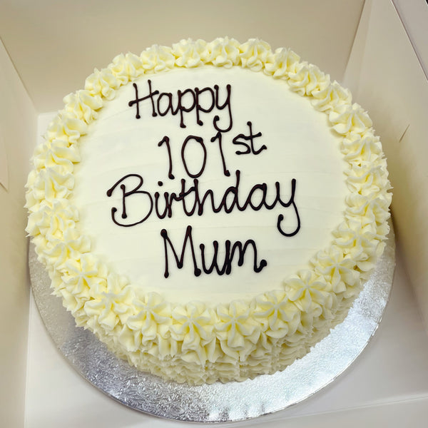 Cake with Piping
